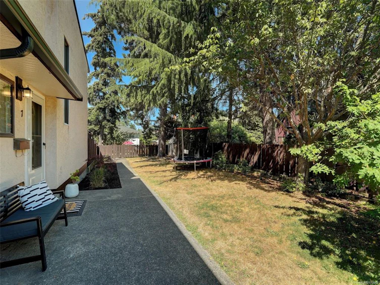 7-1786 Albert Avenue, Victoria, BC, V8R 1Z1 - 25
