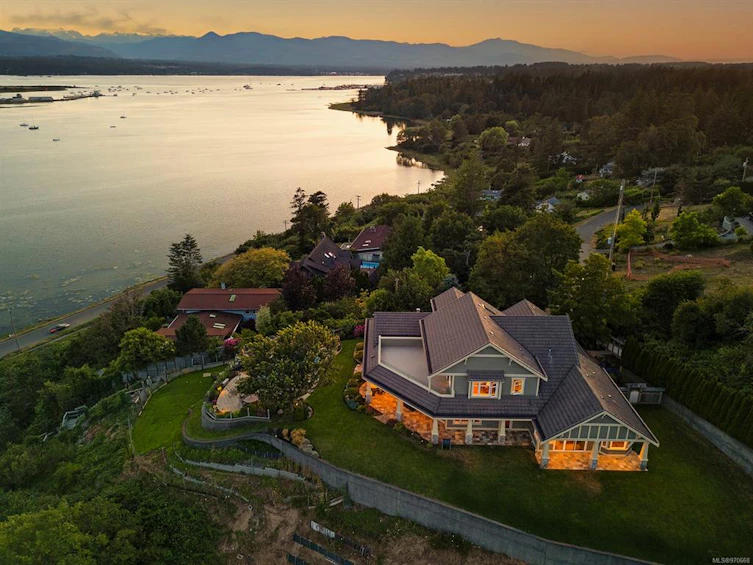 1133 Yates Road, Comox, BC, V9M 3X3 - 4