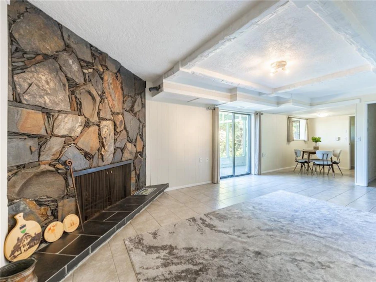 2036 Neptune Road, North Saanich, BC, V8L 5J5 - 27