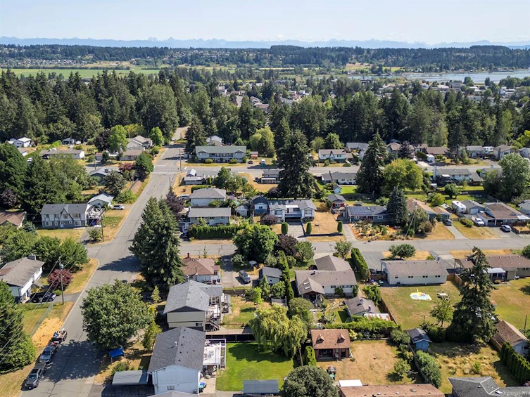 1120 21st Street, Courtenay, BC, V9N 2B8 - 36
