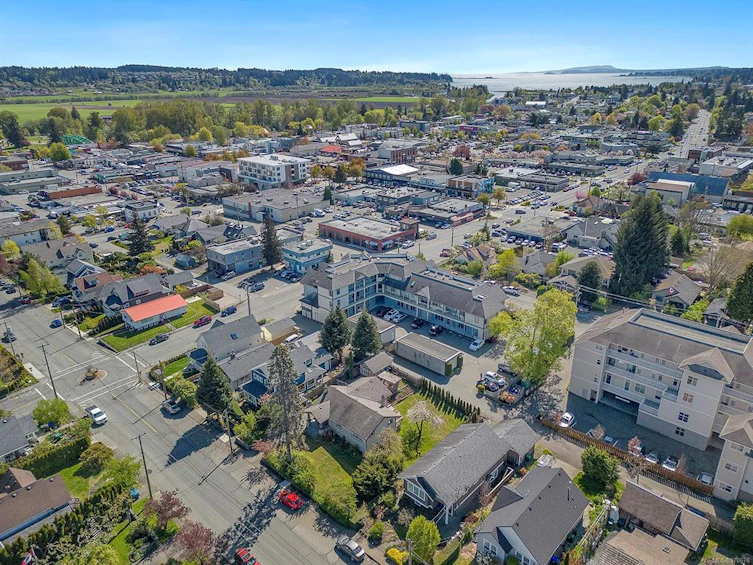 528 3rd Street, Courtenay, BC, V9N 1E8 - 13