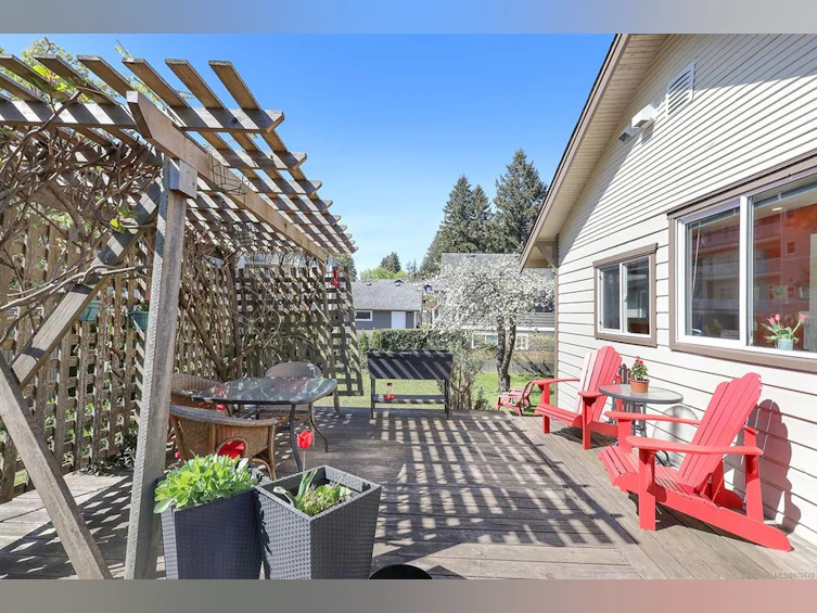 528 3rd Street, Courtenay, BC, V9N 1E8 - 35