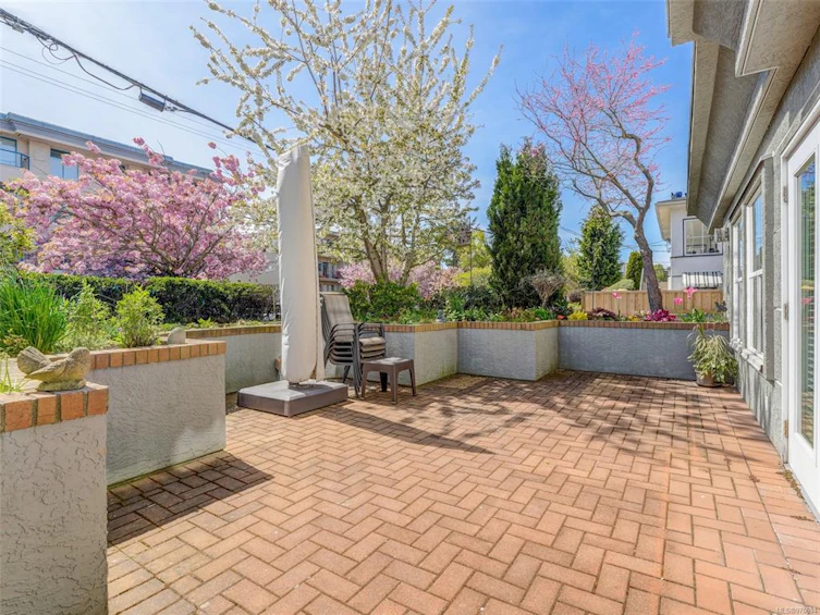 305-1070 Southgate Street, Victoria, BC, V8V 2Z2 - 20