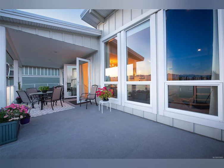 940 View Avenue, Courtenay, BC, V9N 5R2 - 4