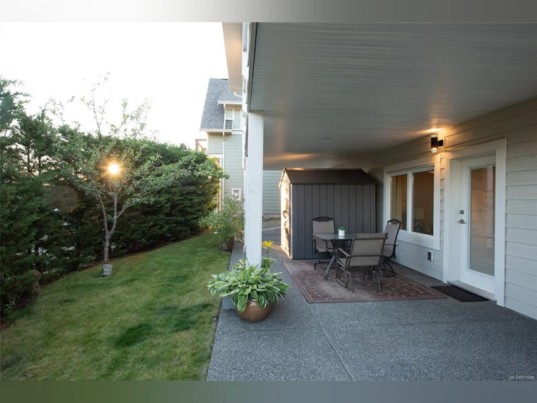 940 View Avenue, Courtenay, BC, V9N 5R2 - 20