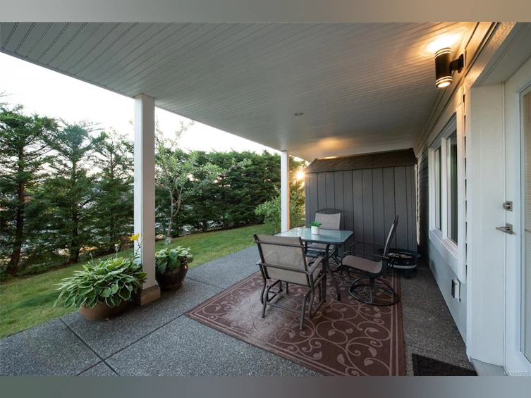 940 View Avenue, Courtenay, BC, V9N 5R2 - 21