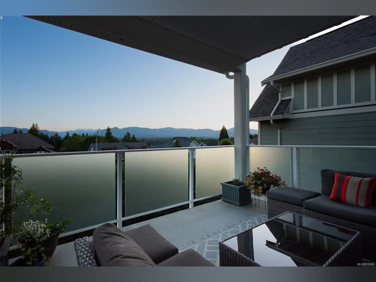 940 View Avenue, Courtenay, BC, V9N 5R2 - 37