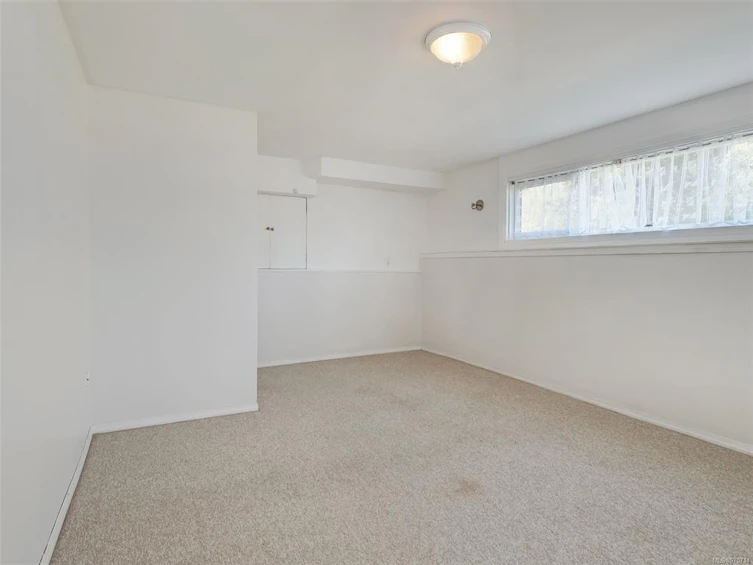 1625 Alderwood Street, Saanich, BC, V8N 1G8 - 28
