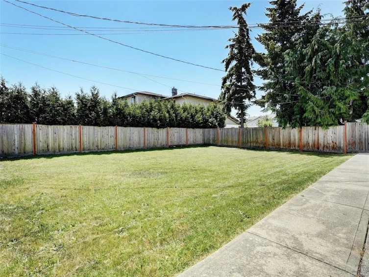 1625 Alderwood Street, Saanich, BC, V8N 1G8 - 34