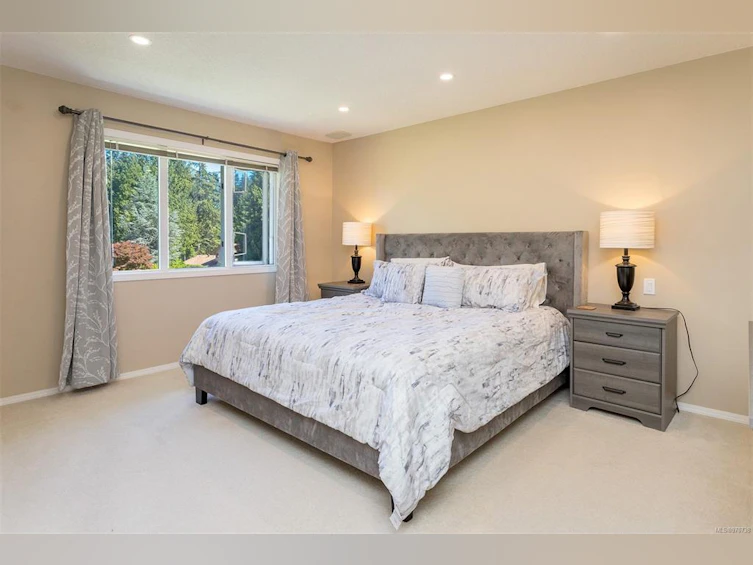 5199 Walema Court, Saanich, BC, V8Y 2T7 - 28