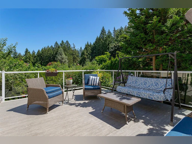 5199 Walema Court, Saanich, BC, V8Y 2T7 - 61