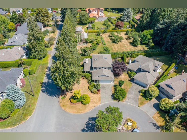 5199 Walema Court, Saanich, BC, V8Y 2T7 - 67
