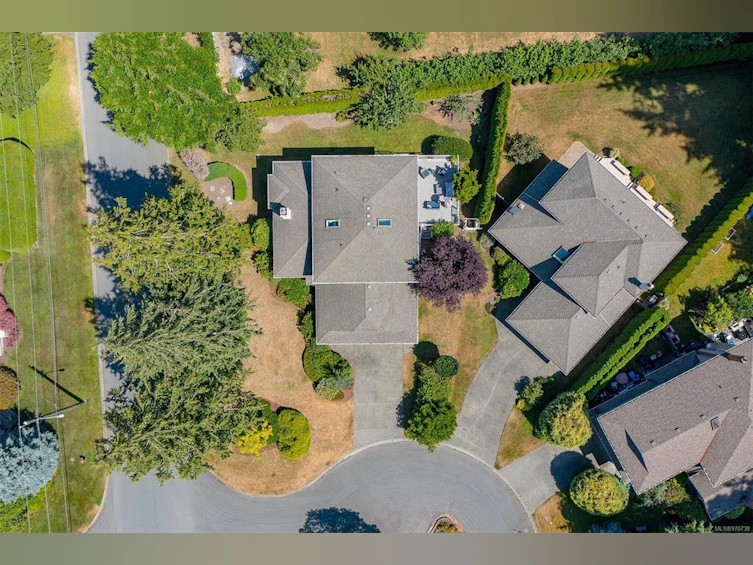 5199 Walema Court, Saanich, BC, V8Y 2T7 - 68