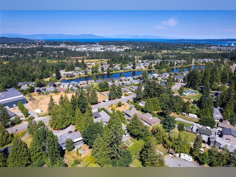 2267 Jingle Pot Road, Nanaimo, BC, V9R 6W2 - 73