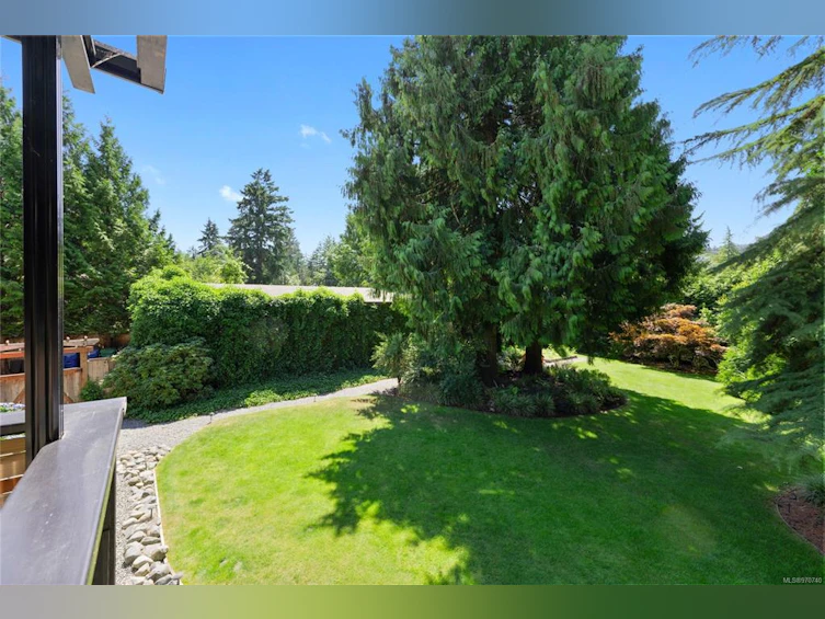 2267 Jingle Pot Road, Nanaimo, BC, V9R 6W2 - 29