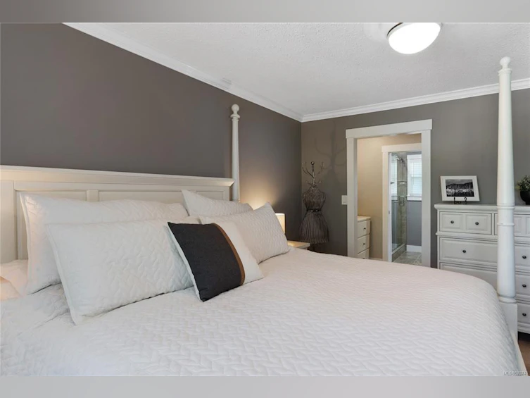 2267 Jingle Pot Road, Nanaimo, BC, V9R 6W2 - 32