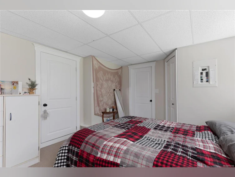 2267 Jingle Pot Road, Nanaimo, BC, V9R 6W2 - 44