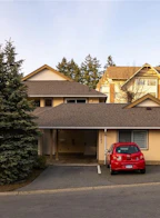 6082 Lionel Crescent