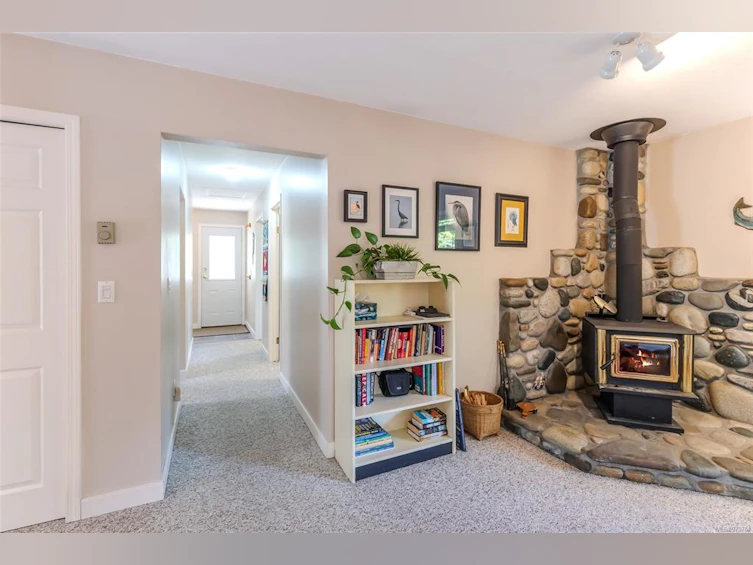 490 Miller Place, Qualicum Beach, BC, V9K 2A4 - 32