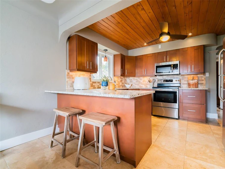 2725 Departure Bay Road, Nanaimo, BC, V9S 3W9 - 12