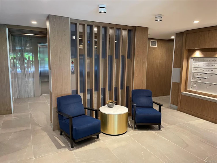 202-530 Michigan Street, Victoria, BC, V8V 0G2 - 3
