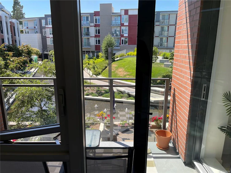 202-530 Michigan Street, Victoria, BC, V8V 0G2 - 43