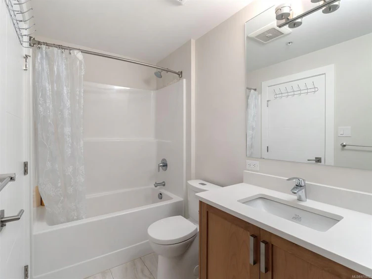 407-91 Chapel Street, Nanaimo, BC, V9R 5H3 - 14