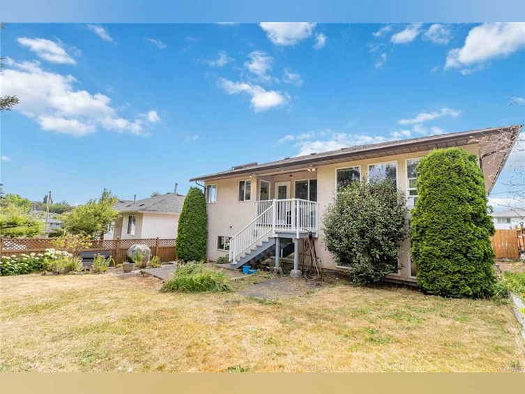 2631 Capital Heights, Victoria, BC, V8T 3M1 - 21