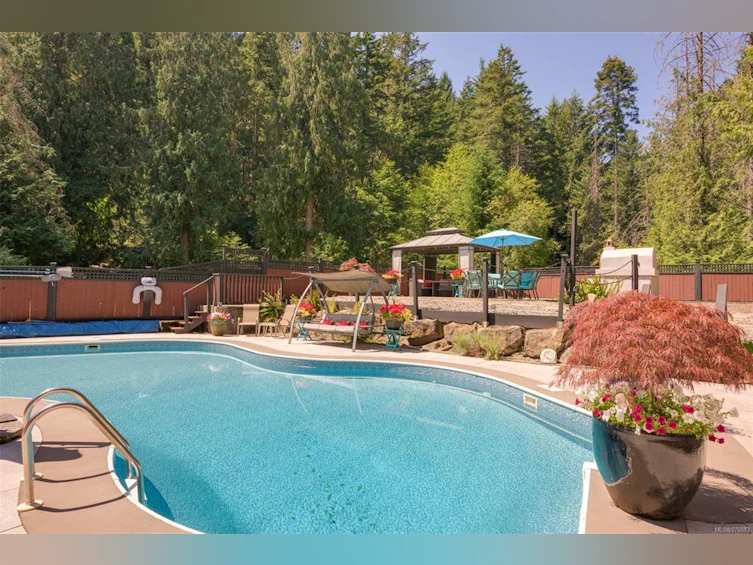 1070 River Road, Highlands, BC, V9B 6K2 - 50