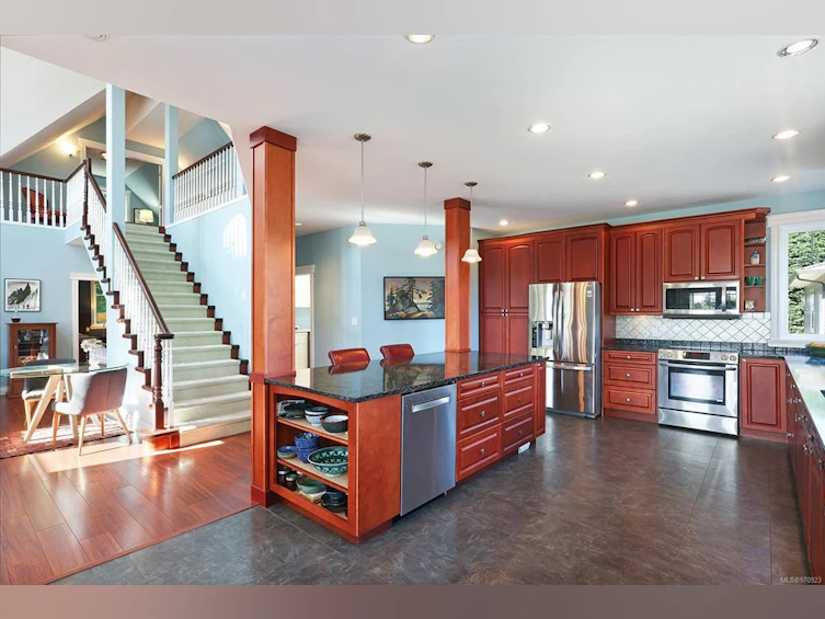11 Little Bear Way, Courtenay, BC, V0R 2V0 - 5