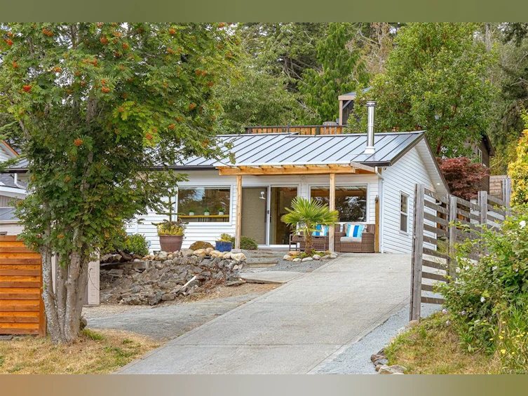 7124 W Grant Road, Sooke, BC, V9Z 0N6 - 5