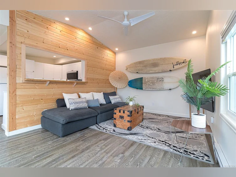 7124 W Grant Road, Sooke, BC, V9Z 0N6 - 10