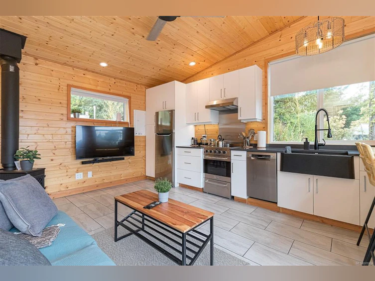 7124 W Grant Road, Sooke, BC, V9Z 0N6 - 31