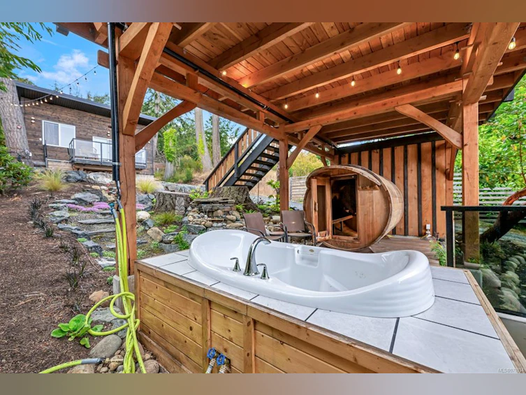 7124 W Grant Road, Sooke, BC, V9Z 0N6 - 54