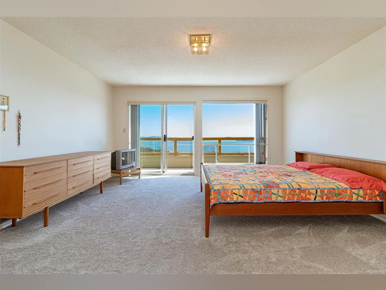 8859 Park Pacific Terrace, North Saanich, BC, V8L 4S1 - 14