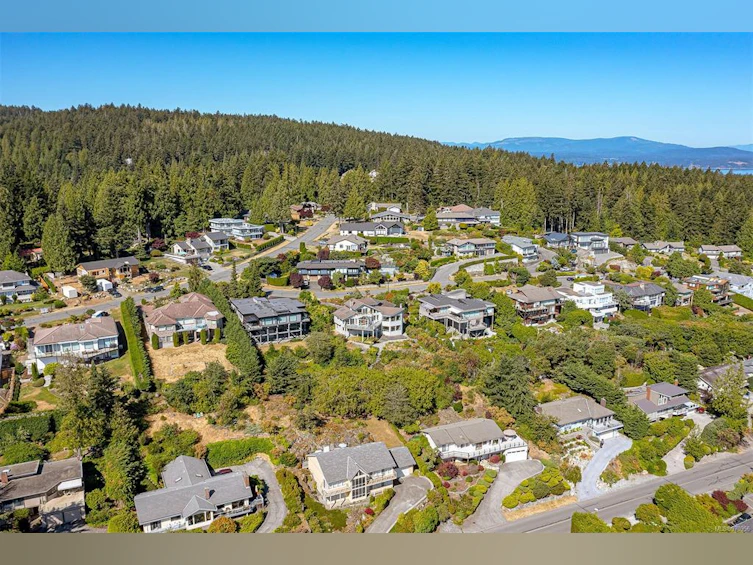 8859 Park Pacific Terrace, North Saanich, BC, V8L 4S1 - 37