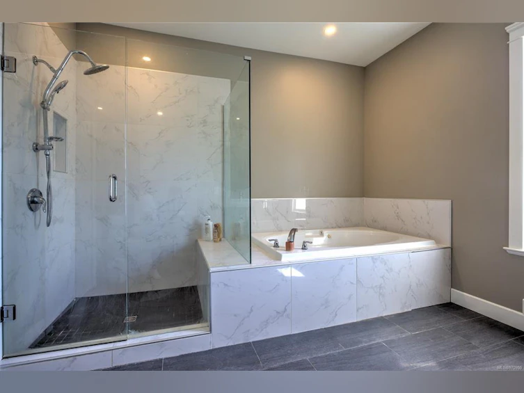 4504 Bench Road, Duncan, BC, V8L 6M6 - 44