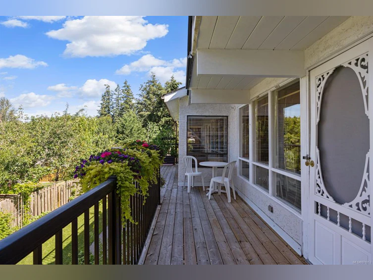 492 S Mcphedran Road, Campbell River, BC, V9W 5K5 - 24