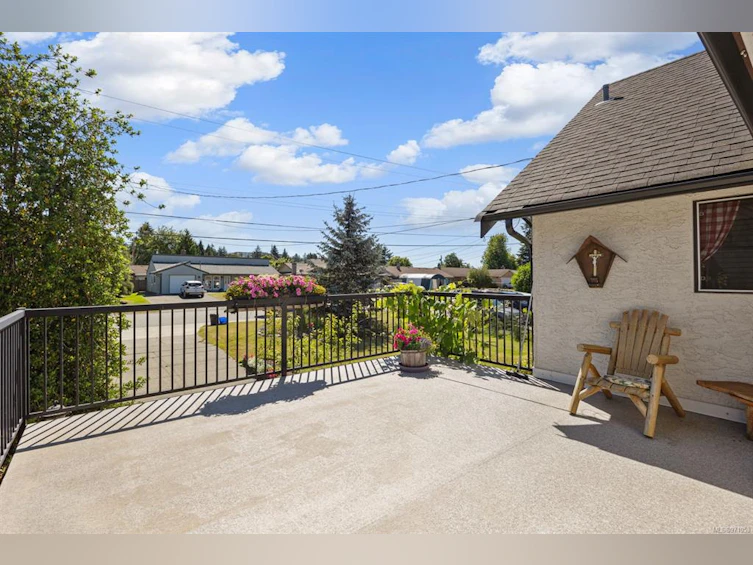 492 S Mcphedran Road, Campbell River, BC, V9W 5K5 - 34