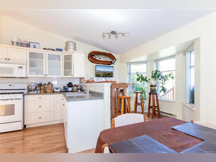 700 Georgia Drive, Campbell River, BC, V9H 1R8 - 14