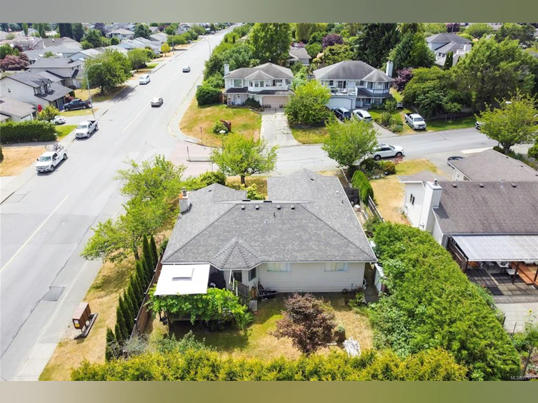 700 Georgia Drive, Campbell River, BC, V9H 1R8 - 34