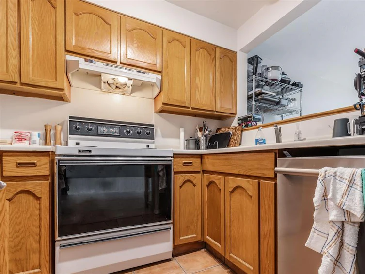 114-30 Cavan Street, Nanaimo, BC, V9R 6K3 - 12