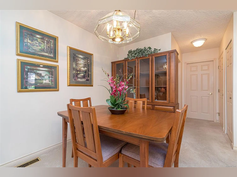 25-500 Marsett Place, Saanich, BC, V8Z 7J1 - 12