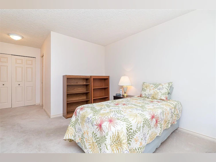 25-500 Marsett Place, Saanich, BC, V8Z 7J1 - 17