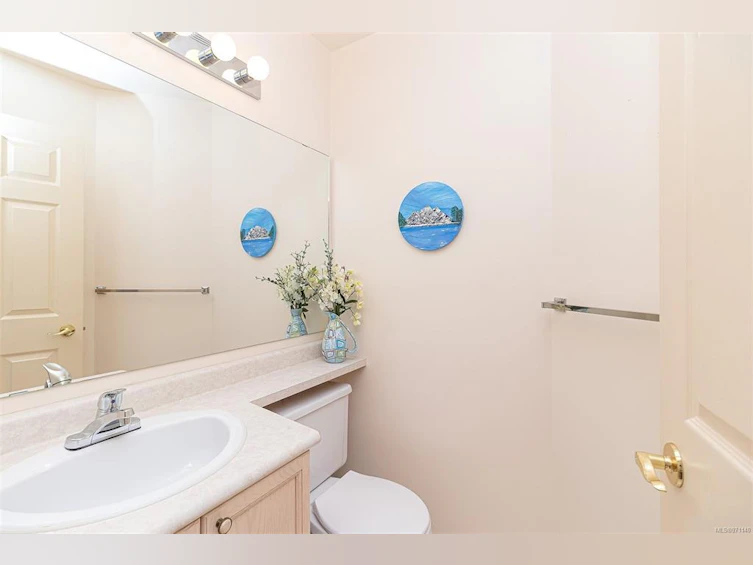 25-500 Marsett Place, Saanich, BC, V8Z 7J1 - 26