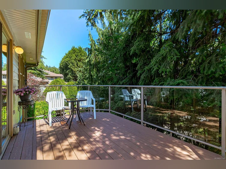 25-500 Marsett Place, Saanich, BC, V8Z 7J1 - 31