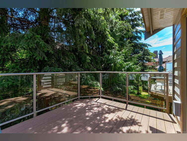 25-500 Marsett Place, Saanich, BC, V8Z 7J1 - 33