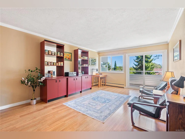 301-2100 Granite Street, Oak Bay, BC, V8S 3G7 - 9