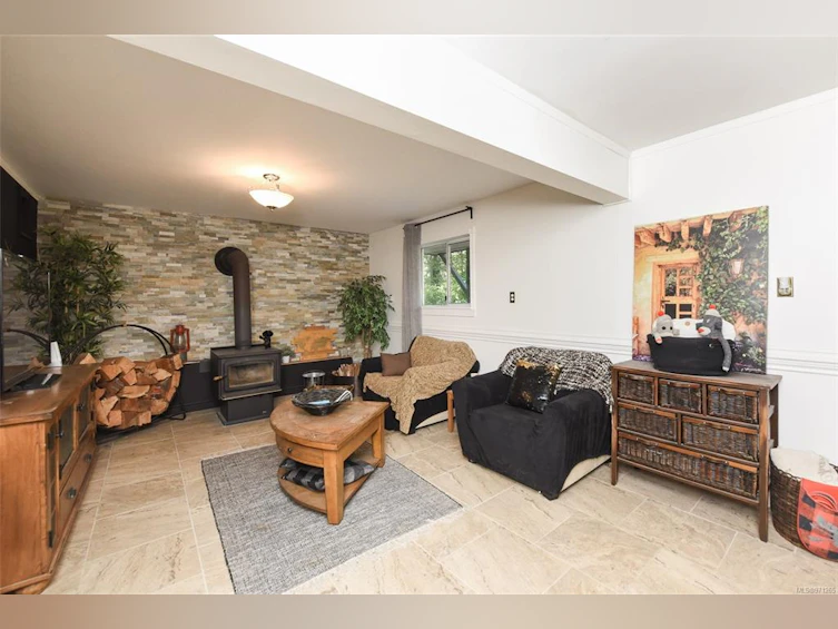 4353 Macaulay Road, Black Creek, BC, V9J 1E3 - 27