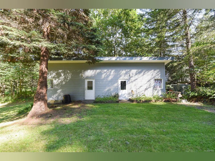 4353 Macaulay Road, Black Creek, BC, V9J 1E3 - 6